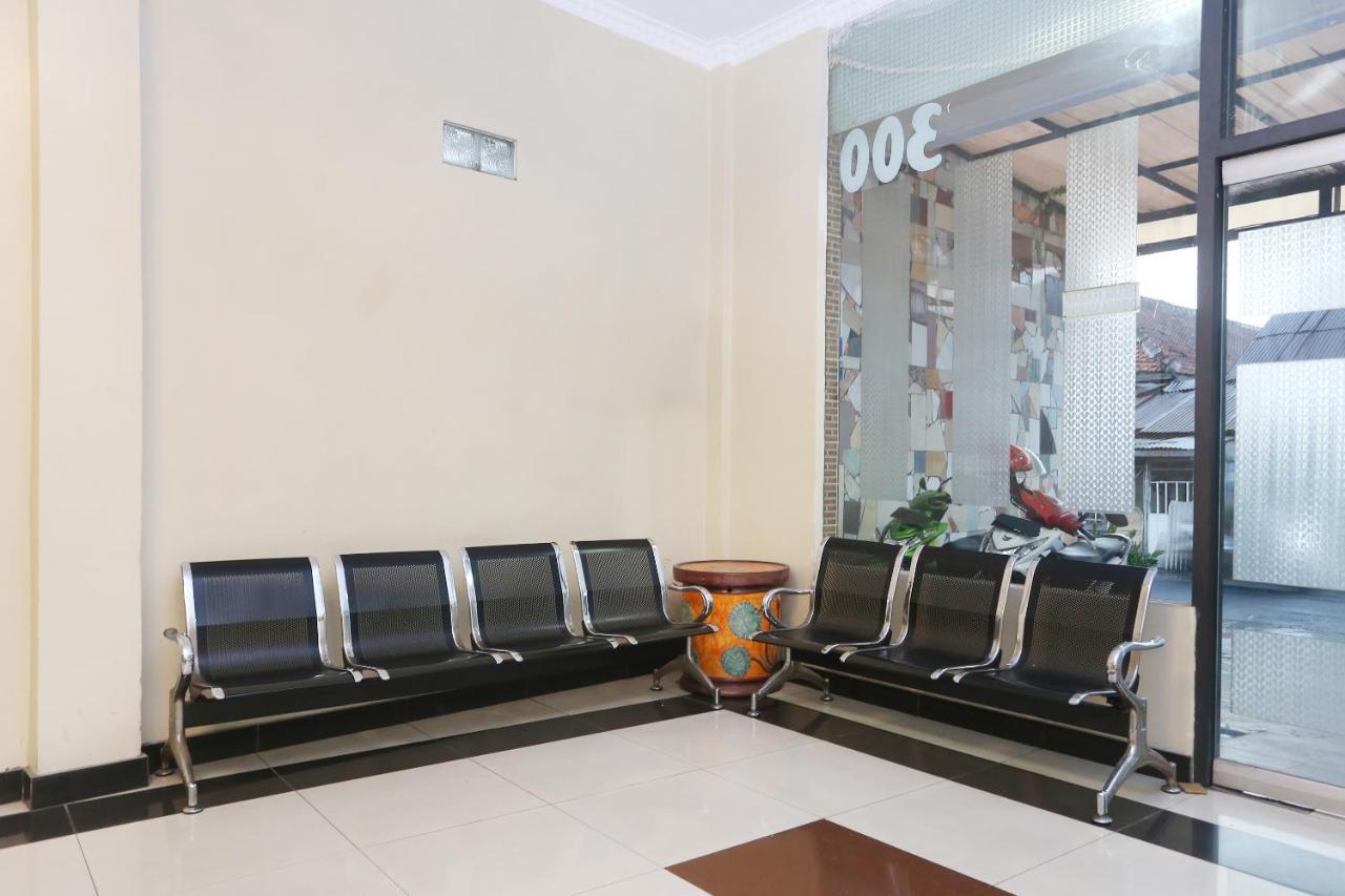 Spot On 2358 Aster Homestay 멜라티 외부 사진