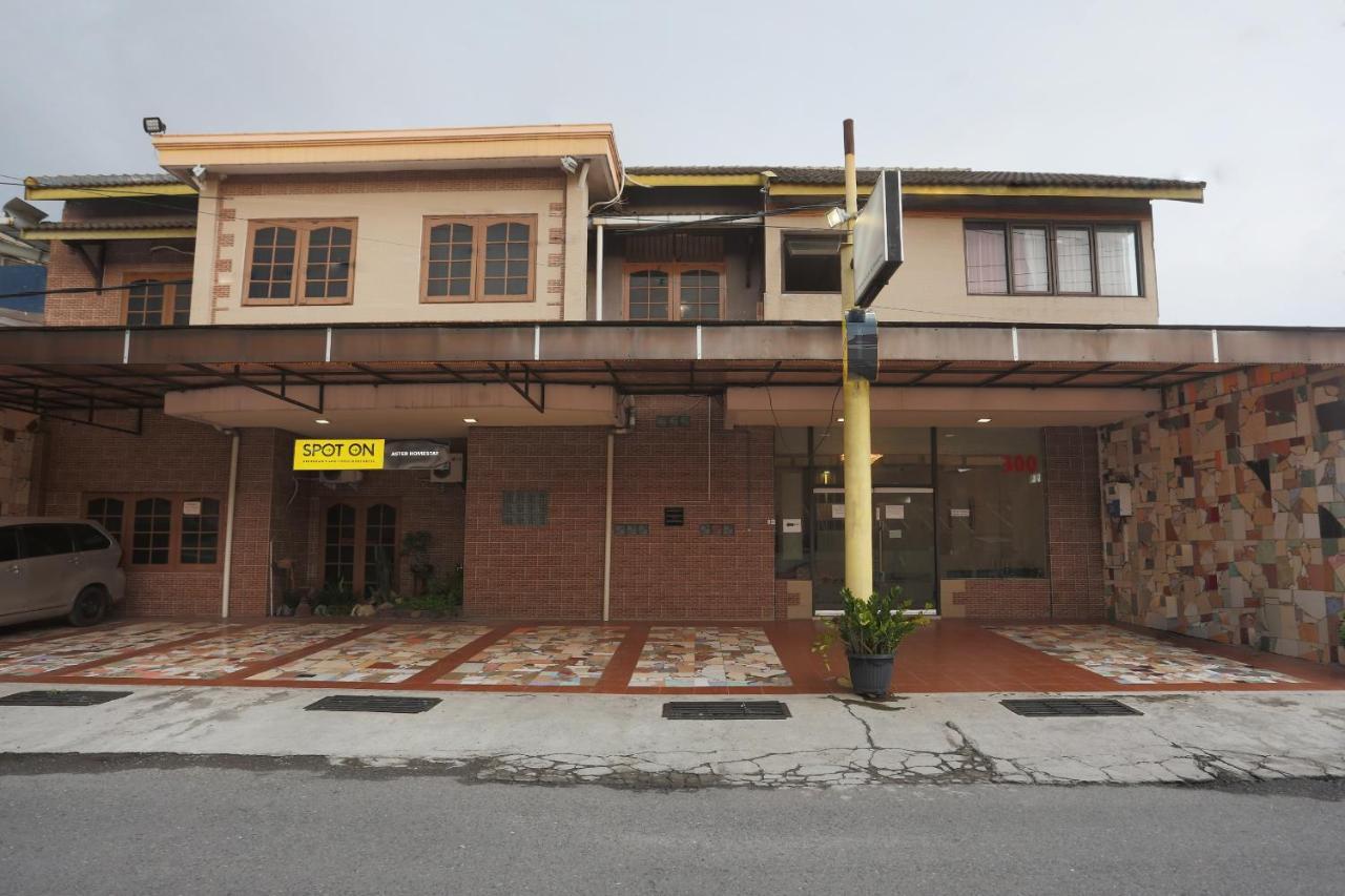 Spot On 2358 Aster Homestay 멜라티 외부 사진